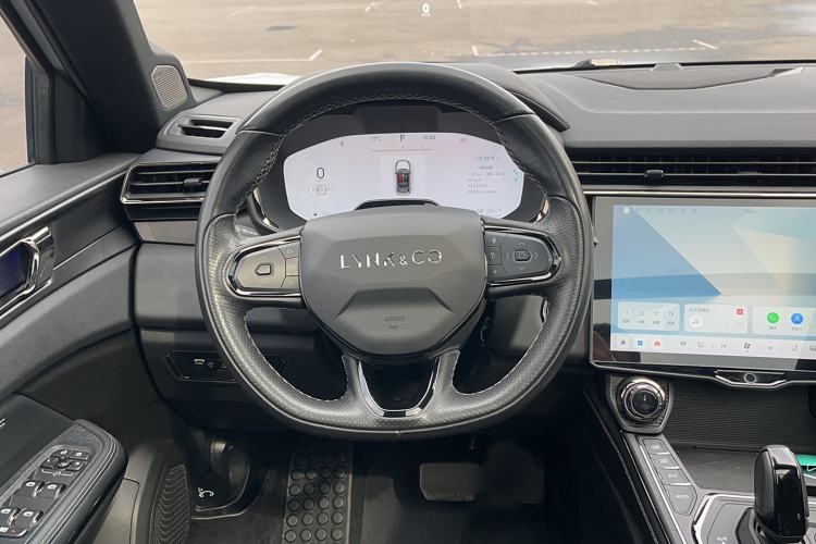 Used Lynk & Co 01 EM-P 2023 1.5TD EM-P Dawn Edition
