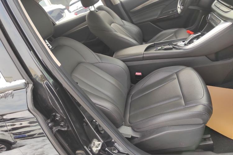 Used Dongfeng Aeolus AX7 2020 1.6T Automatic AI Navigation Model China VI Standard
