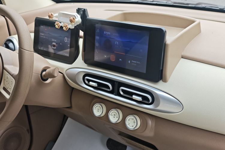 Used Wuling Hongguang MINIEV 2025 Four-Door Version Premium Edition
