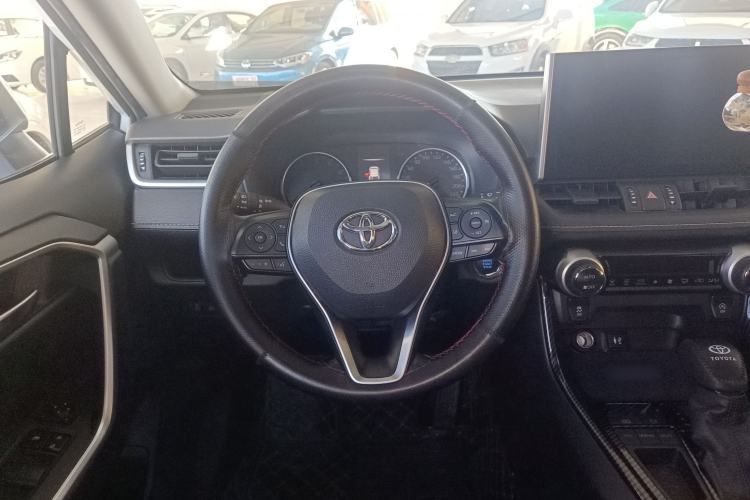 Used Toyota Wildlander 2020 2.0L CVT Two-Wheel Drive Luxury Edition