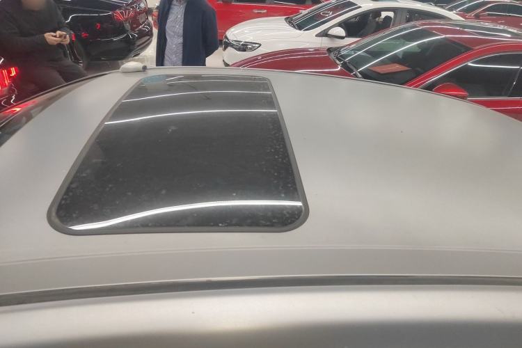 Used Toyota Avalon 2019 Dual-Engine 2.5L Luxury Edition China VI Standard
