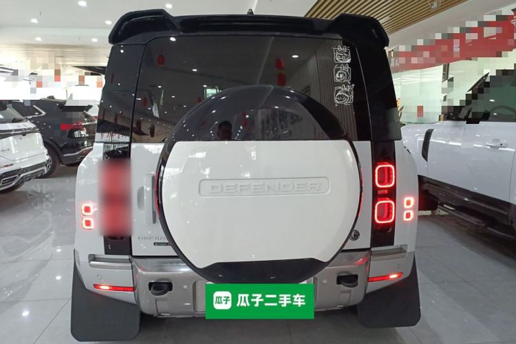 Used Land Rover Defender 2022 90 2.0T P300 Tiger-Power Ambition Edition
