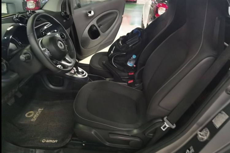 Used  fortwo 2018 1.0L 52kW Hardtop Passion Edition China V Standard
