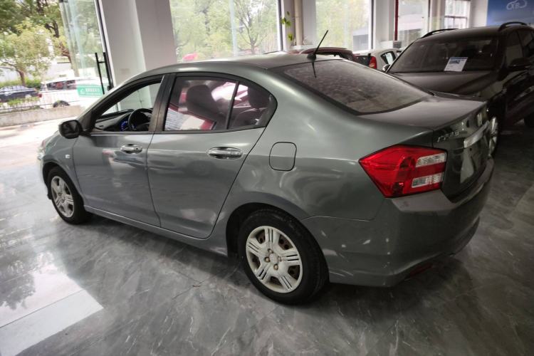 Used Honda City Classic 2012 1.5L Manual Comfort Edition
