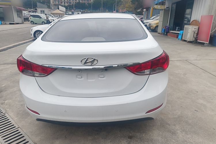 Used Hyundai Elantra 2015 1.6L Automatic Leading Model