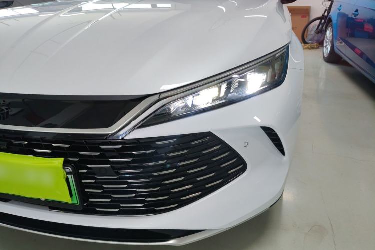 Used BYD Qin L 2025 DM-i Smart Drive 80KM Leading Model
