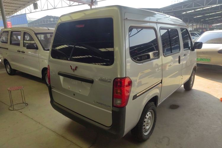 Used Wuling Zhiguang 2023 1.5L Practical Version 5/7 Seats