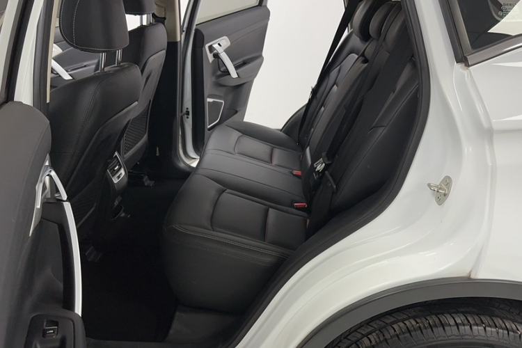 Used Geely Auto Emgrand X7 Sport 2020 1.8TD DCT Two-Wheel Drive Smart Connect 4G-Enabled Version
