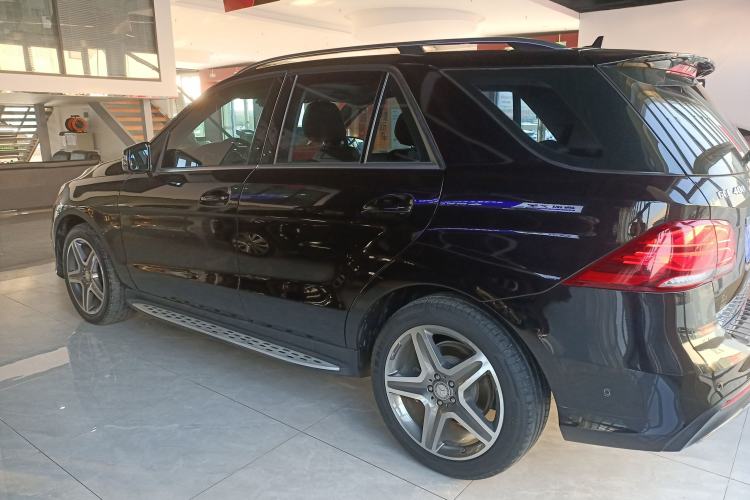 Used Mercedes-Benz GLE 2015 GLE 400 4MATIC
