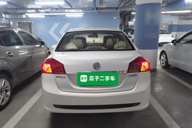 Used Buick Excelle 2013 1.5L Manual Classic Model
