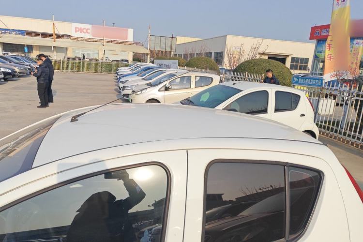 Used BYD F0 2015 1.0L AMT Joyful Cool Model
