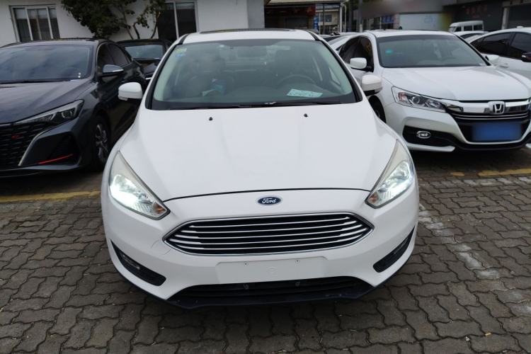 Used Ford Focus 2018 Sedan Classic 1.6L Automatic Trendy SmartDrive Edition