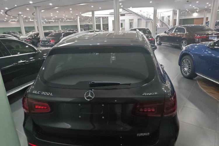 Used Mercedes-Benz GLC 2021 GLC 300 L 4MATIC Dynamic Model
