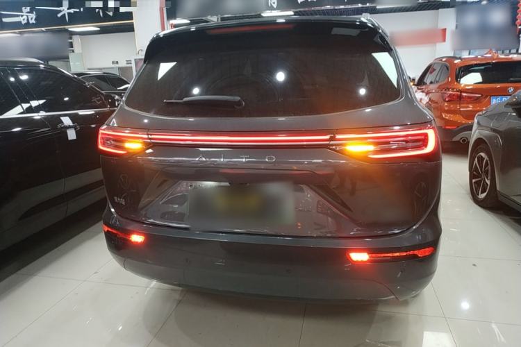 Used Hima AITO M7 2024 1.5T Rear-Drive Plus Version 5 Seats
