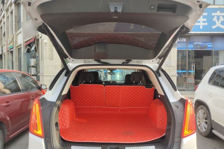 Used Cadillac XT5 2018 25T Luxury Model
