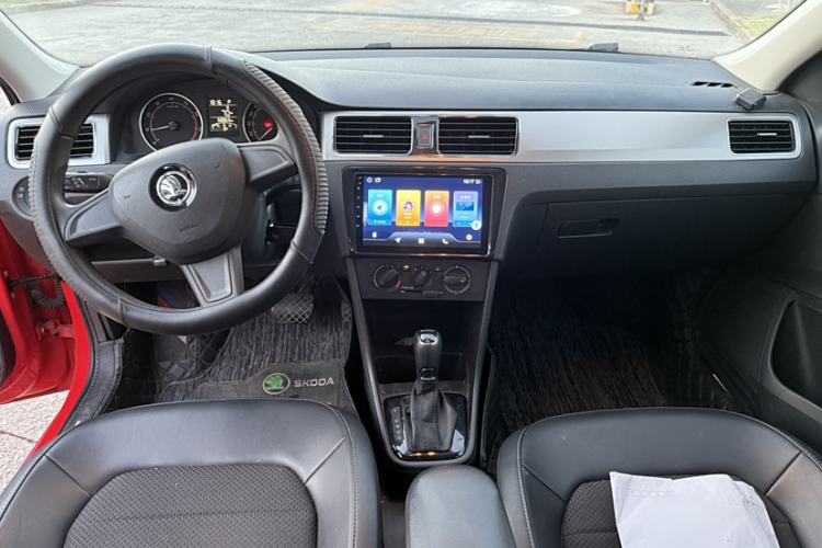 Used Skoda Rapid Spaceback 2016 1.6L Automatic Chuanxing Edition
