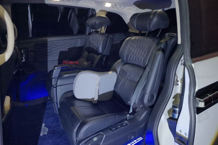 Used Honda Elysion 2022 2.0L eHEV Luxury Edition