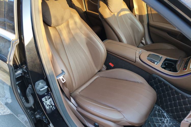 Used Mercedes-Benz E-Class New Energy 2022 Restyled E 350 e L Plug-in Hybrid Sedan
