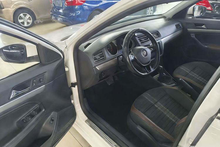 Used Volkswagen Lavida 2019 Lavida Start 1.5L Automatic Comfort Edition China VI Standard