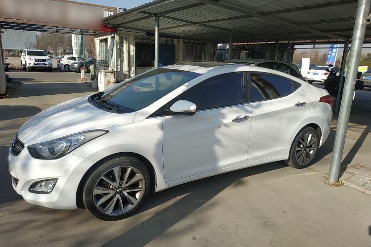 Used Hyundai Elantra 2015 1.6L Automatic Leading Model
