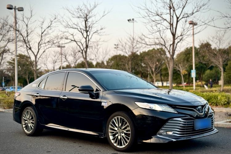 Used Toyota Camry 2019 Revised Version Dual-Engine 2.5 HG Luxury Edition
