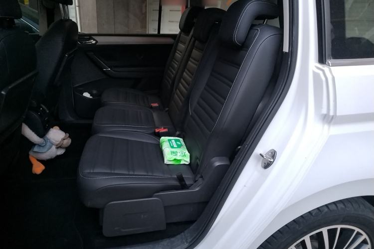 Used Volkswagen Touran 2016 Volkswagen Touran L 280TSI DSG Luxury Edition