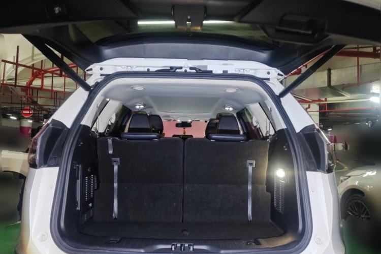 Used Ford Edge 2018 EcoBoost 245 Two-Wheel-Drive Titanium 7-Seater China V Standard
