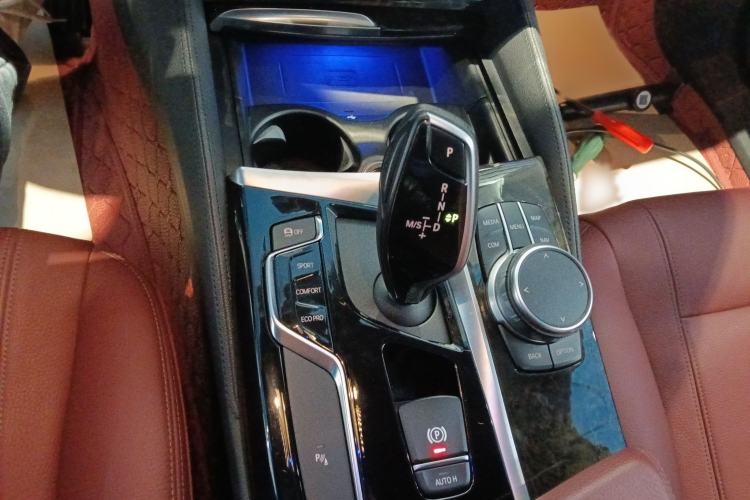 Used BMW 5 Series 2020 530Li Leading Model M Sport Package