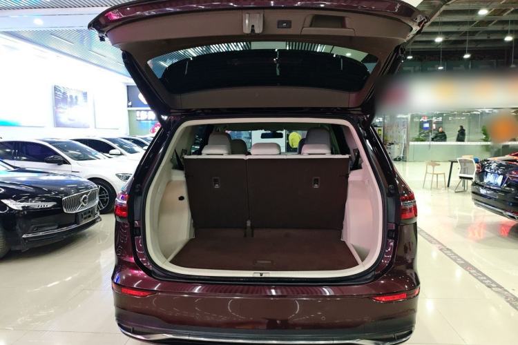 Used Volkswagen Viloran 2020 330TSI Luxury Edition