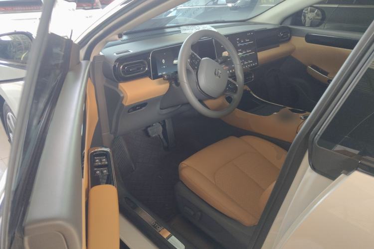 Used Leapmotor C01 2024 Pure Electric 525 Luxury Edition
