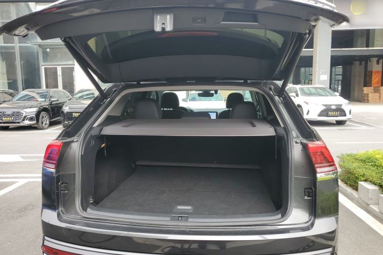 Used Volkswagen Teramont X 2021 330TSI Two-Wheel-Drive Prestige Luxury Edition
