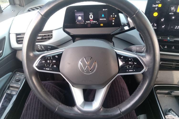 Used Volkswagen ID.4 X 2023 Pure Smart Edition
