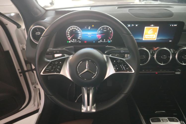 Used Mercedes-Benz GLB 2024-Year Restyled GLB 200 Dynamic Edition

