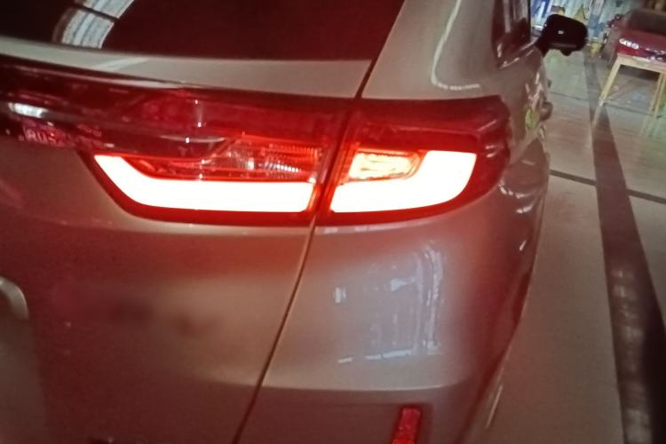 Used Honda UR-V 2017 240TURBO Two-Wheel Drive Luxury Edition China V
