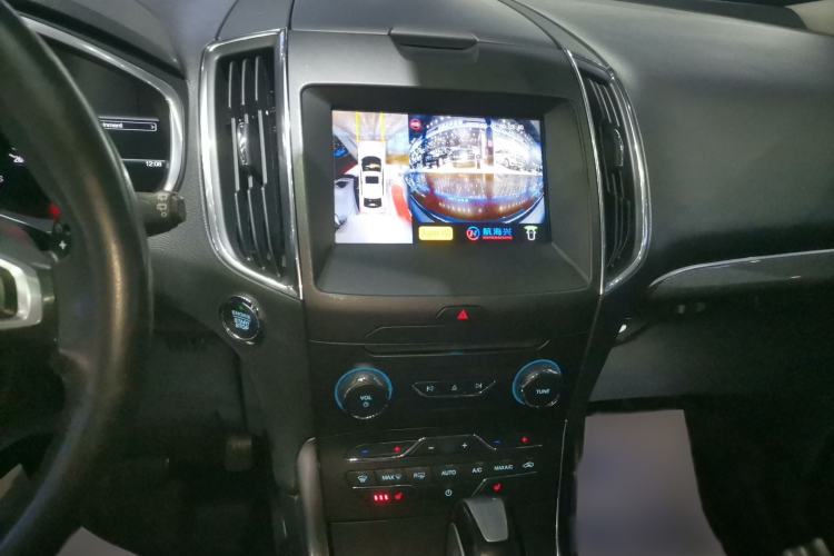 Used Ford Edge 2018 EcoBoost 245 Two-Wheel-Drive Titanium 7-Seater China V Standard
