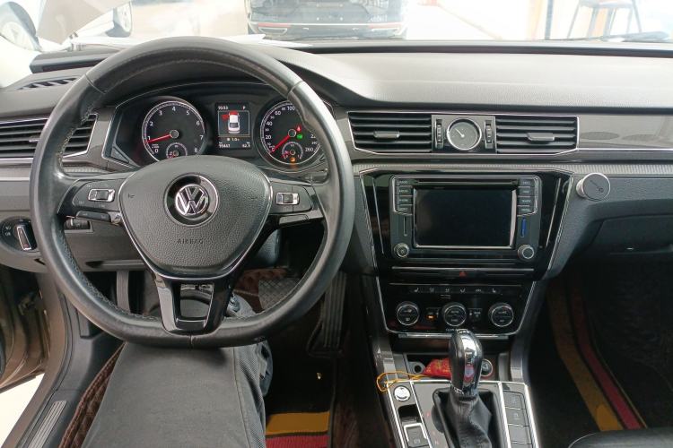 Used Volkswagen Passat 2016 330TSI DSG Prestige Edition
