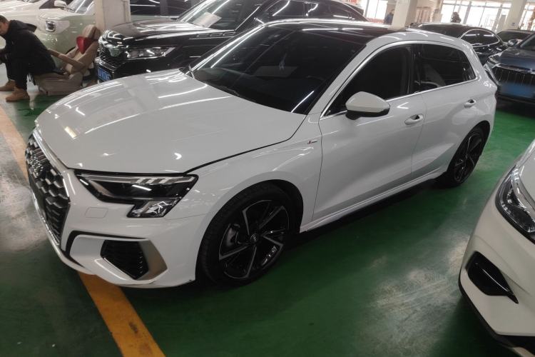 Used Audi A3 2021 Sportback 35 TFSI Fashionable Sports Model
