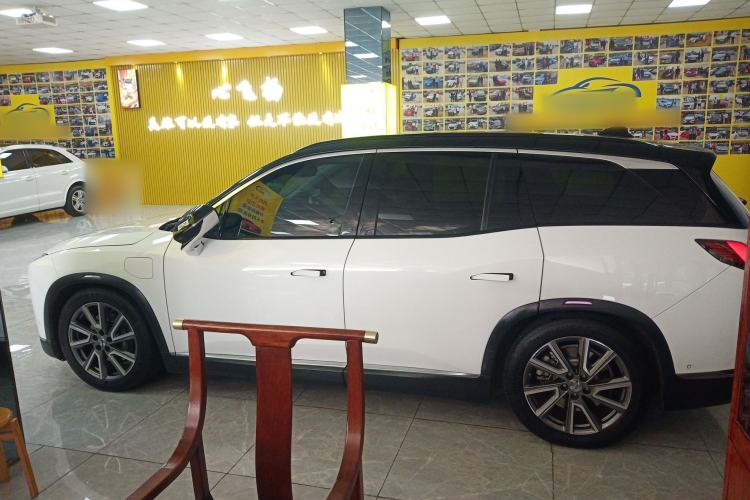 Used Nio ES8 2020 450 km Range 6-Seater Version
