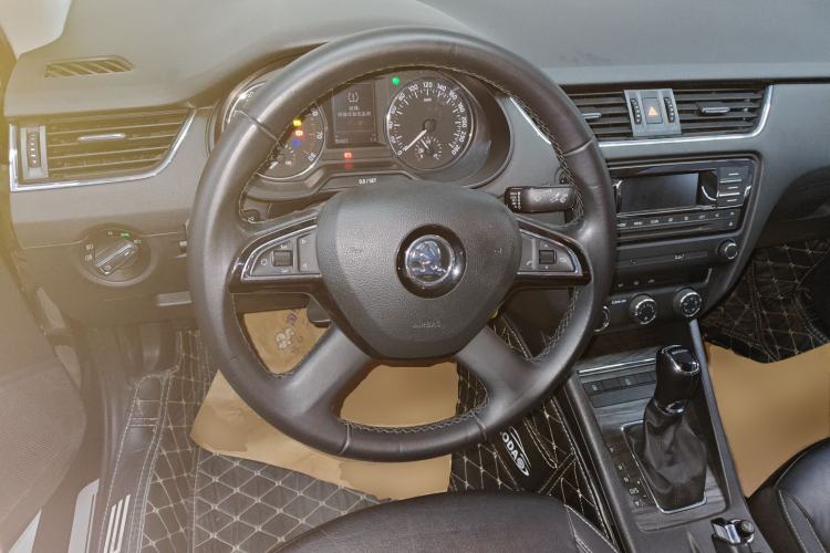 Used Skoda Octavia 2015 1.6L Automatic Yijun Edition