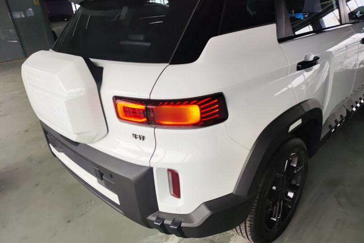 Used Geely Auto Cowboy 2025 1.5TD Trendy Play Edition