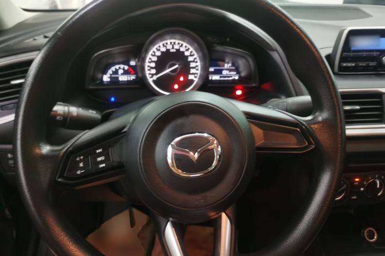 Used Mazda Mazda 3 Axela 2017 Sedan 1.5L Automatic Comfort Model Emission Standard China V