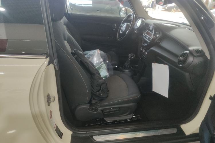 Used  MINI 2014 1.2T ONE
