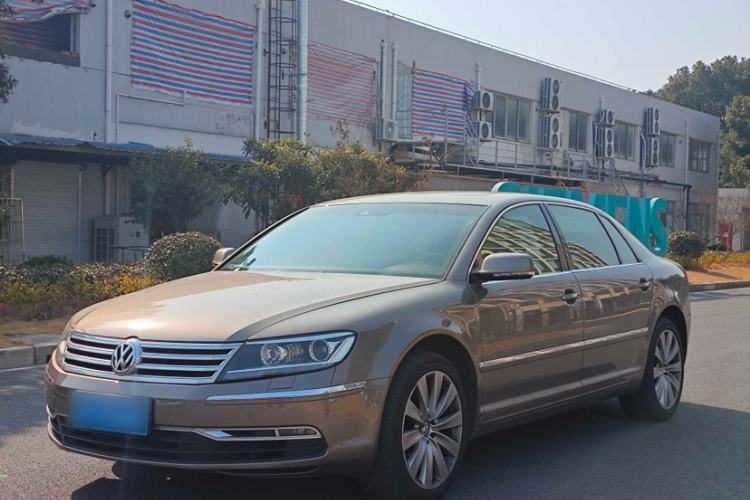 Used Volkswagen Phaeton 2012 3.6L Deluxe Custom Edition