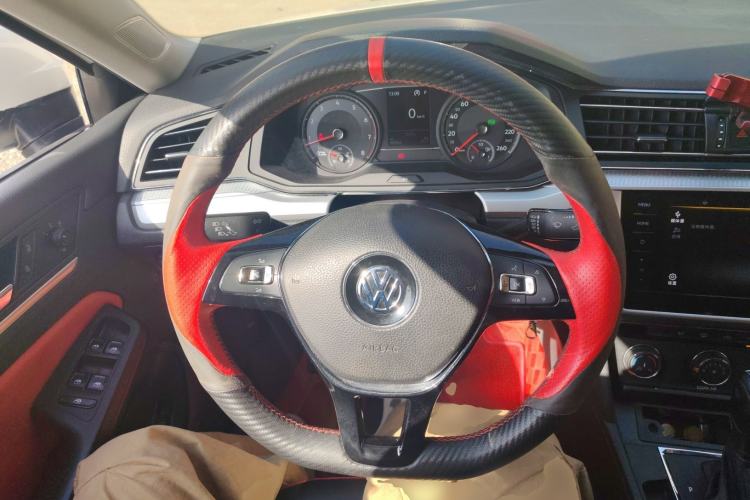 Used Volkswagen Lamando 2021 230TSI DSG Fashion Edition
