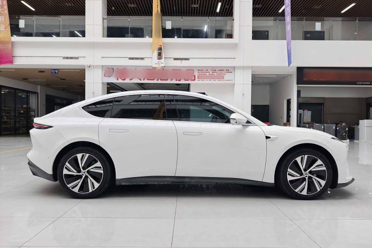 Used Nio ET5 2024 75 kWh
