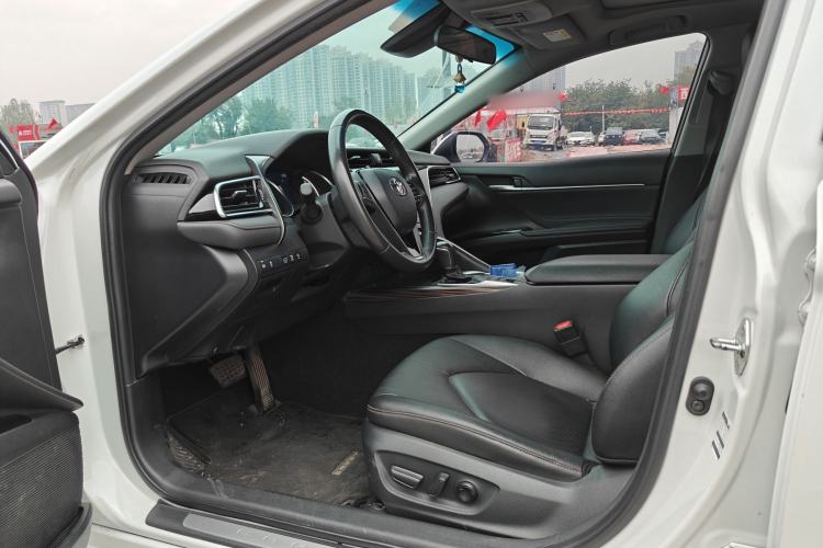 Used Toyota Camry 2019 Revised Version 2.5G Luxury Edition