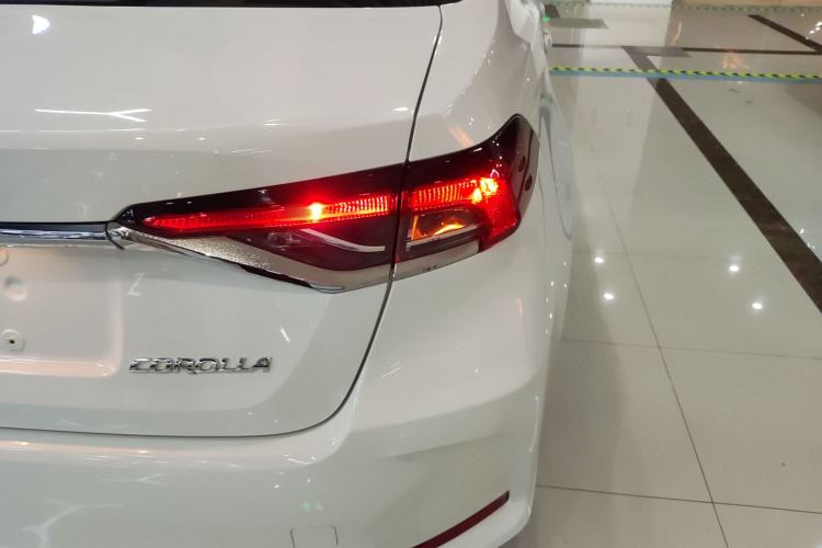 Used Toyota Corolla 2021 TNGA 1.5L CVT Pioneer Edition
