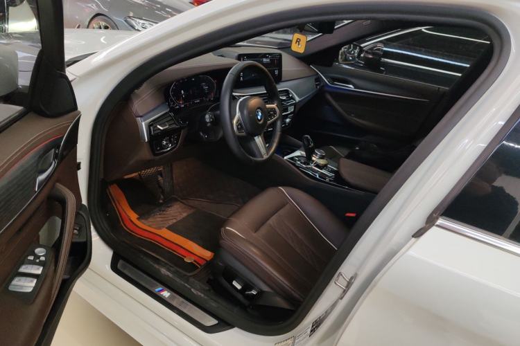 Used BMW 5 Series 2022 Second Facelift 530Li xDrive M Sport Package
