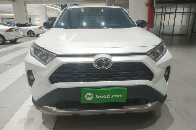 Used Toyota RAV4 2022 2.0L CVT 4x4 Style Plus Edition
