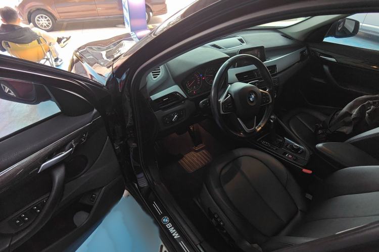 Used BMW X1 2016 sDrive18Li Premium Edition
